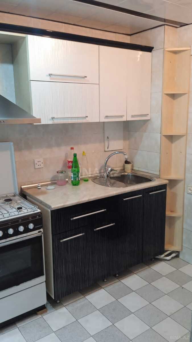 3 otaqlı Köhnə tikili, 8 Noyabr m., Bakı