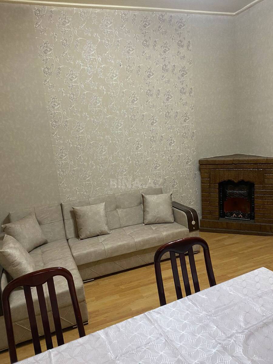 3 otaqlı Köhnə tikili, İçəri Şəhər m., Bakı