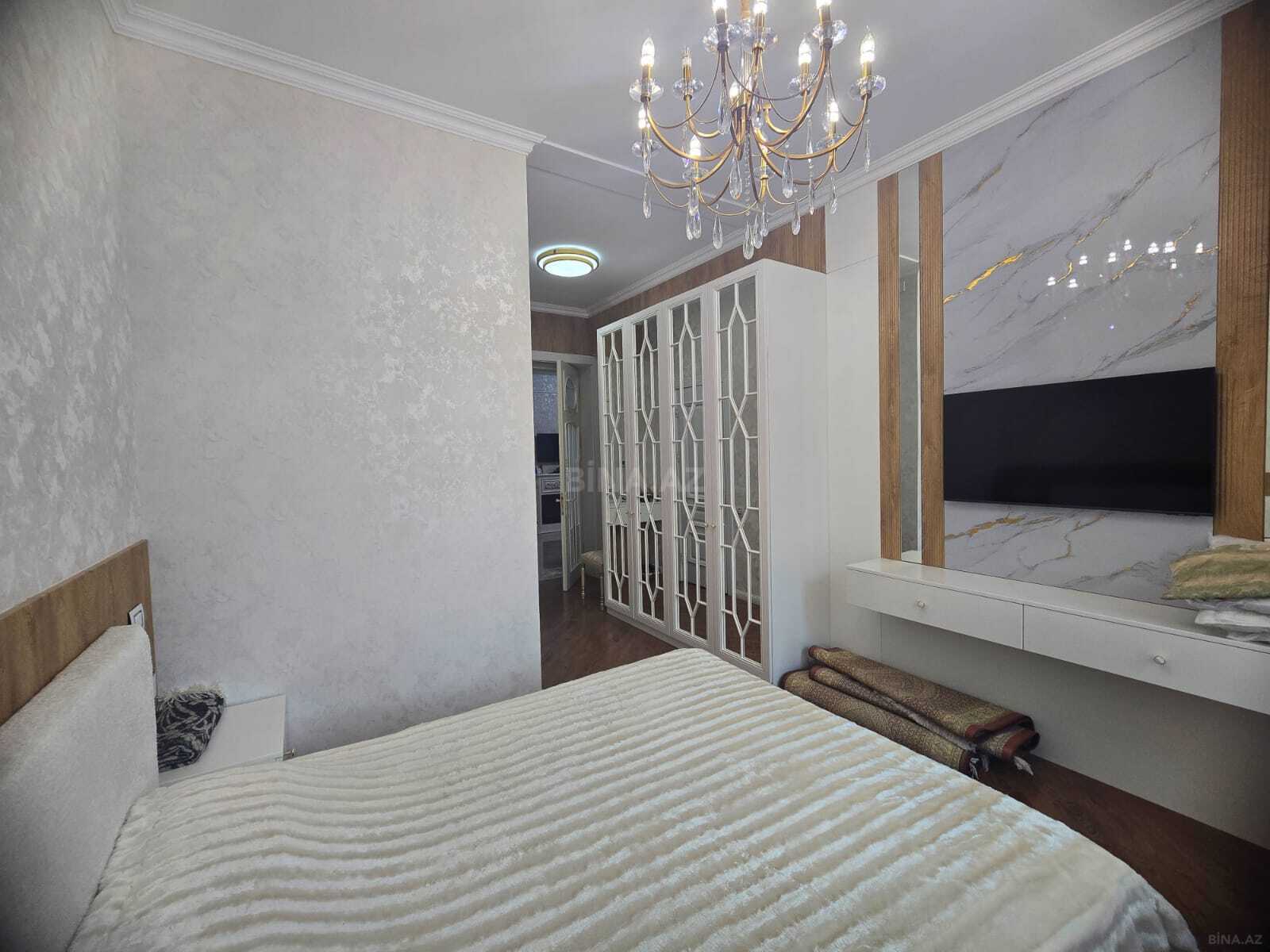 5 otaqlı Yeni tikili, Nizami m., Bakı