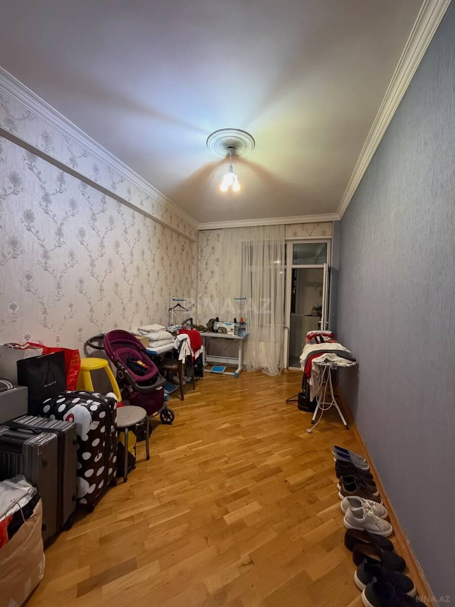 4 otaqlı Yeni tikili, İnşaatçılar m., Bakı