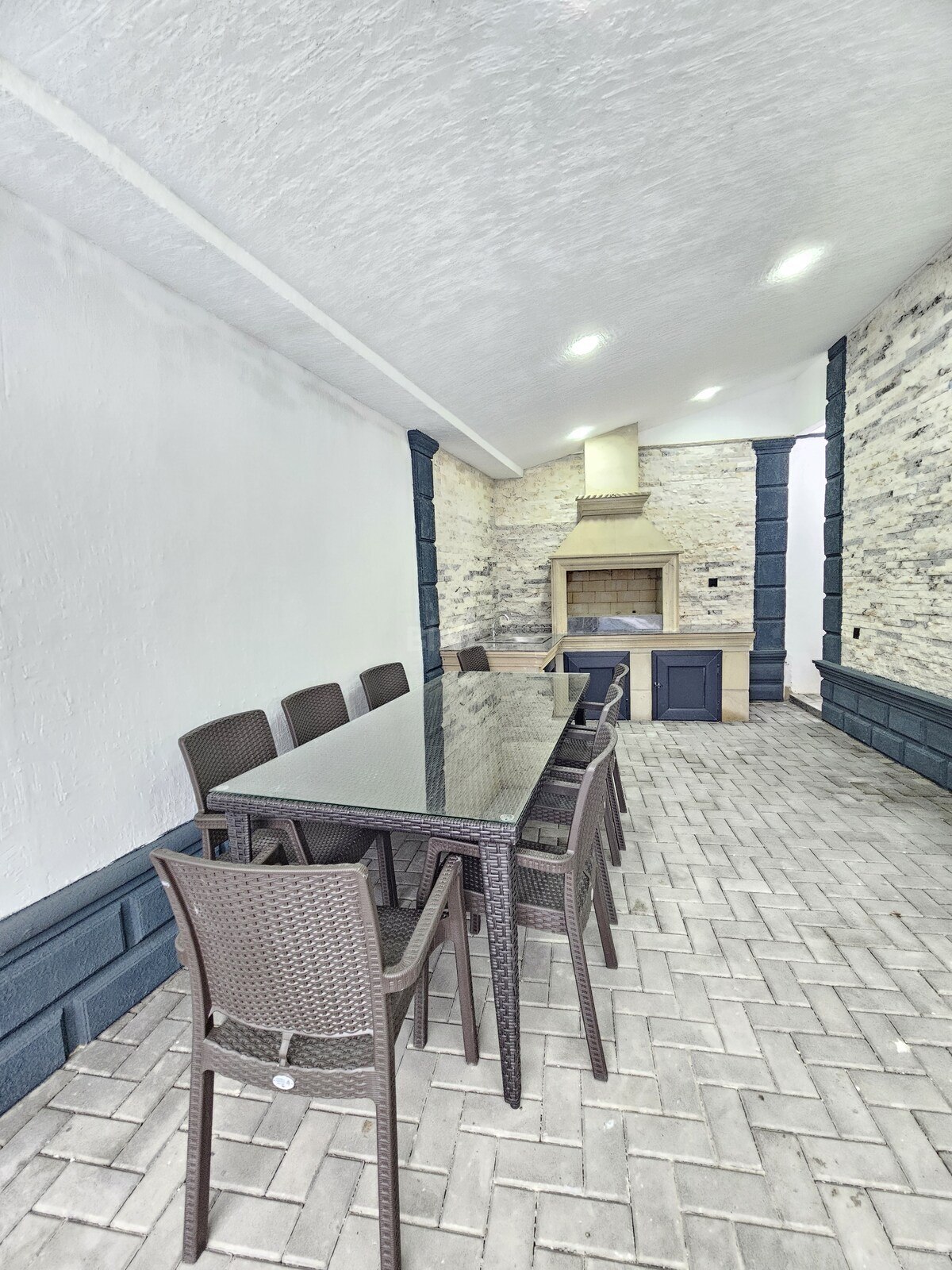 4 otaqlı Həyət evi/Bağ evi, Şüvəlan q., Bakı