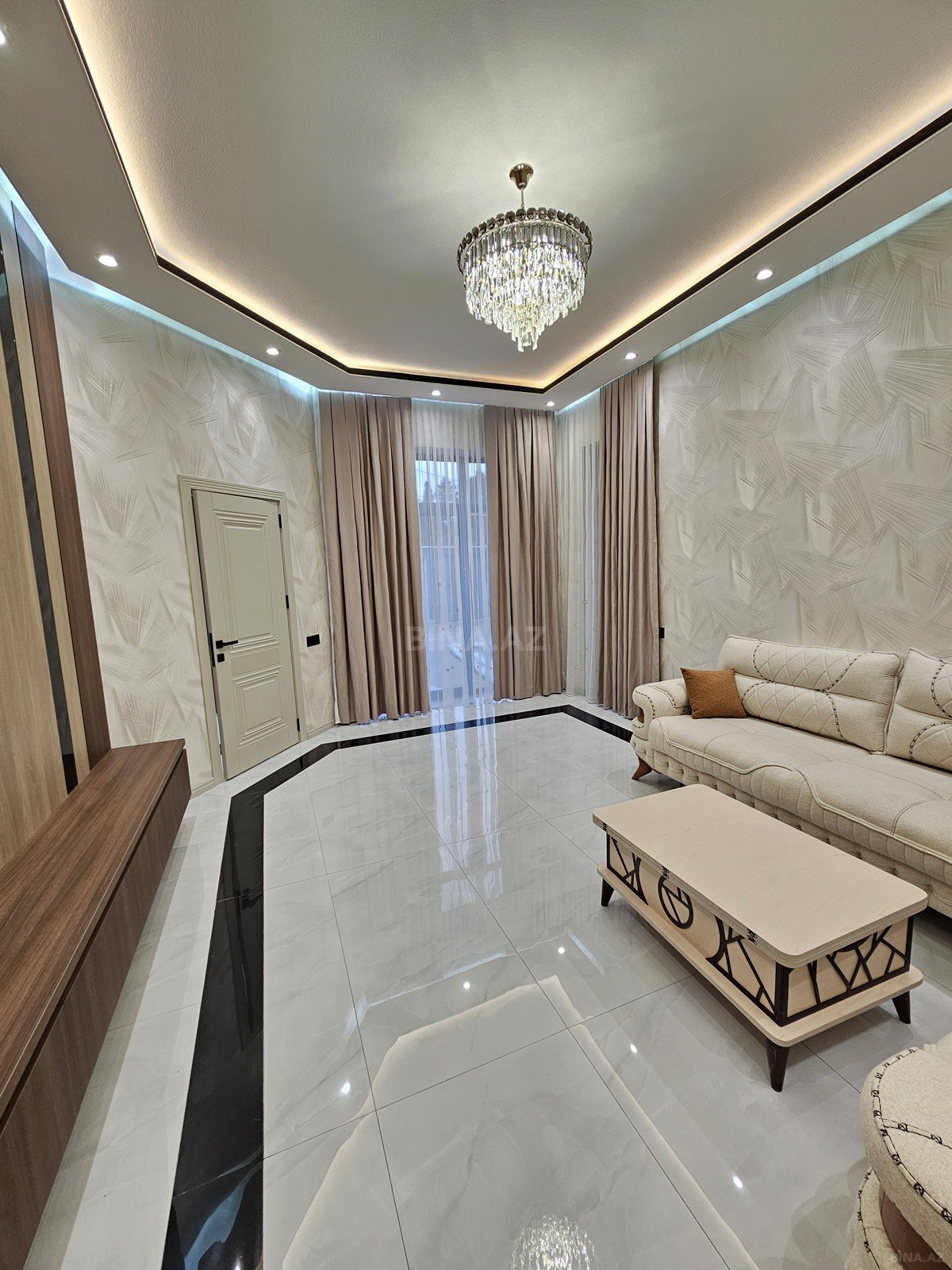 4 otaqlı Həyət evi/Bağ evi, Şüvəlan q., Bakı