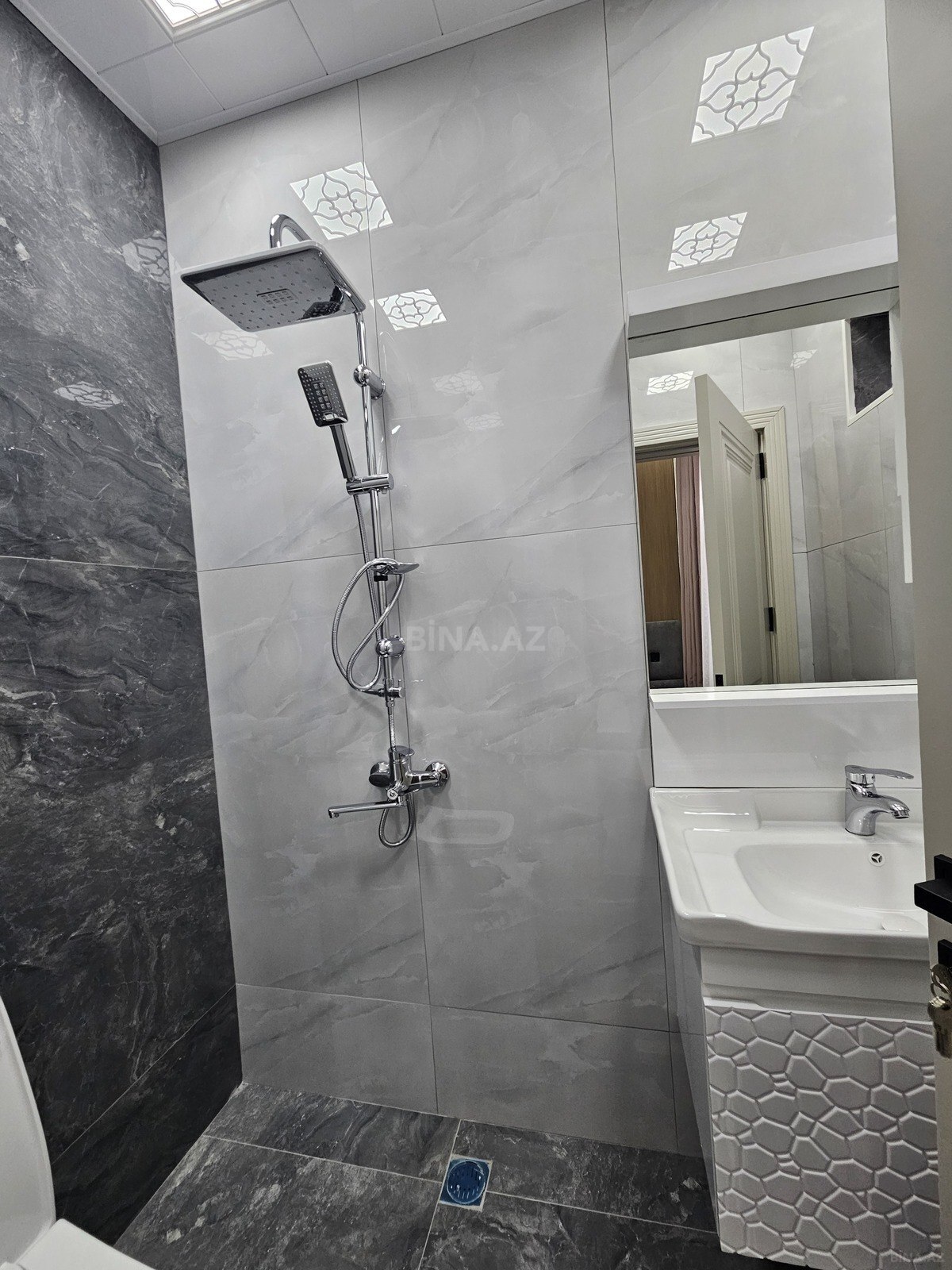 4 otaqlı Həyət evi/Bağ evi, Şüvəlan q., Bakı