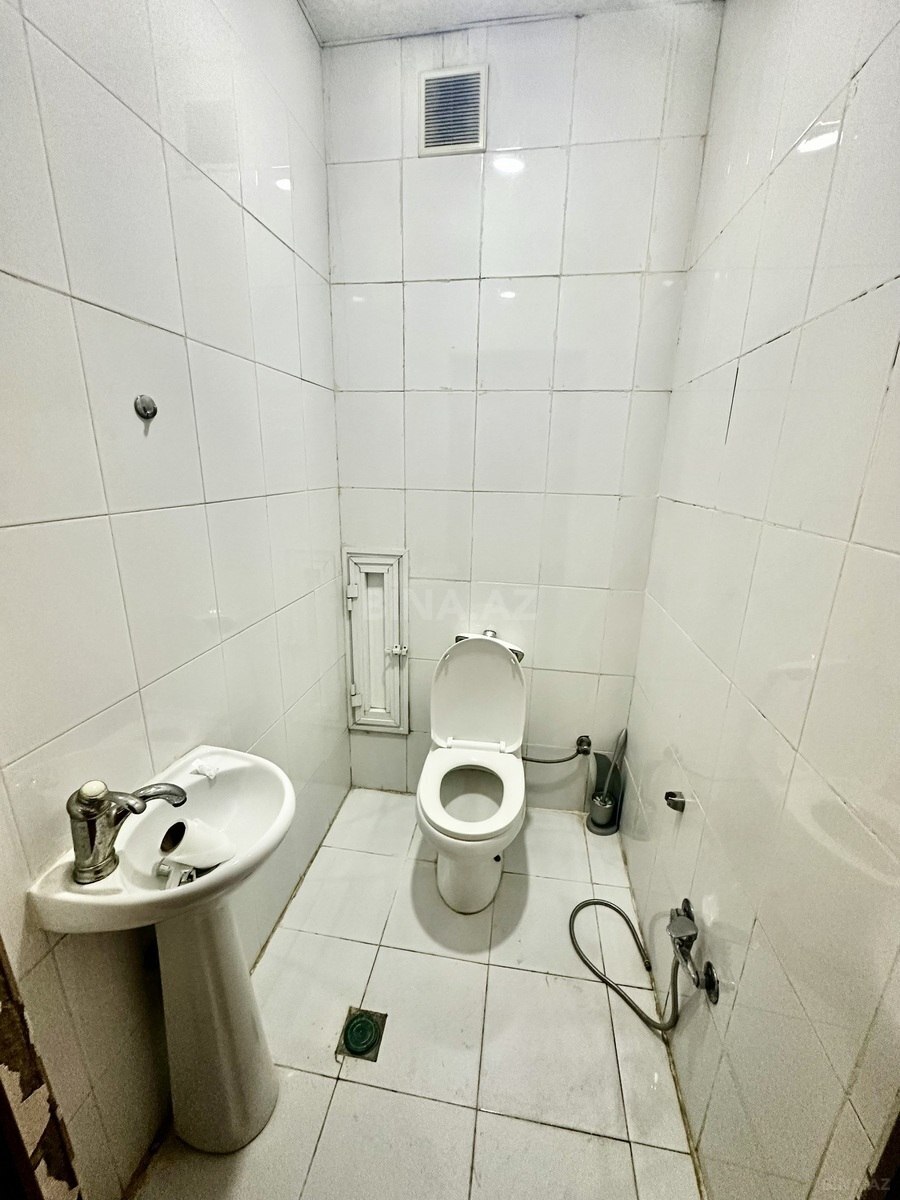 2 otaqlı Yeni tikili, Neftçilər m., Bakı
