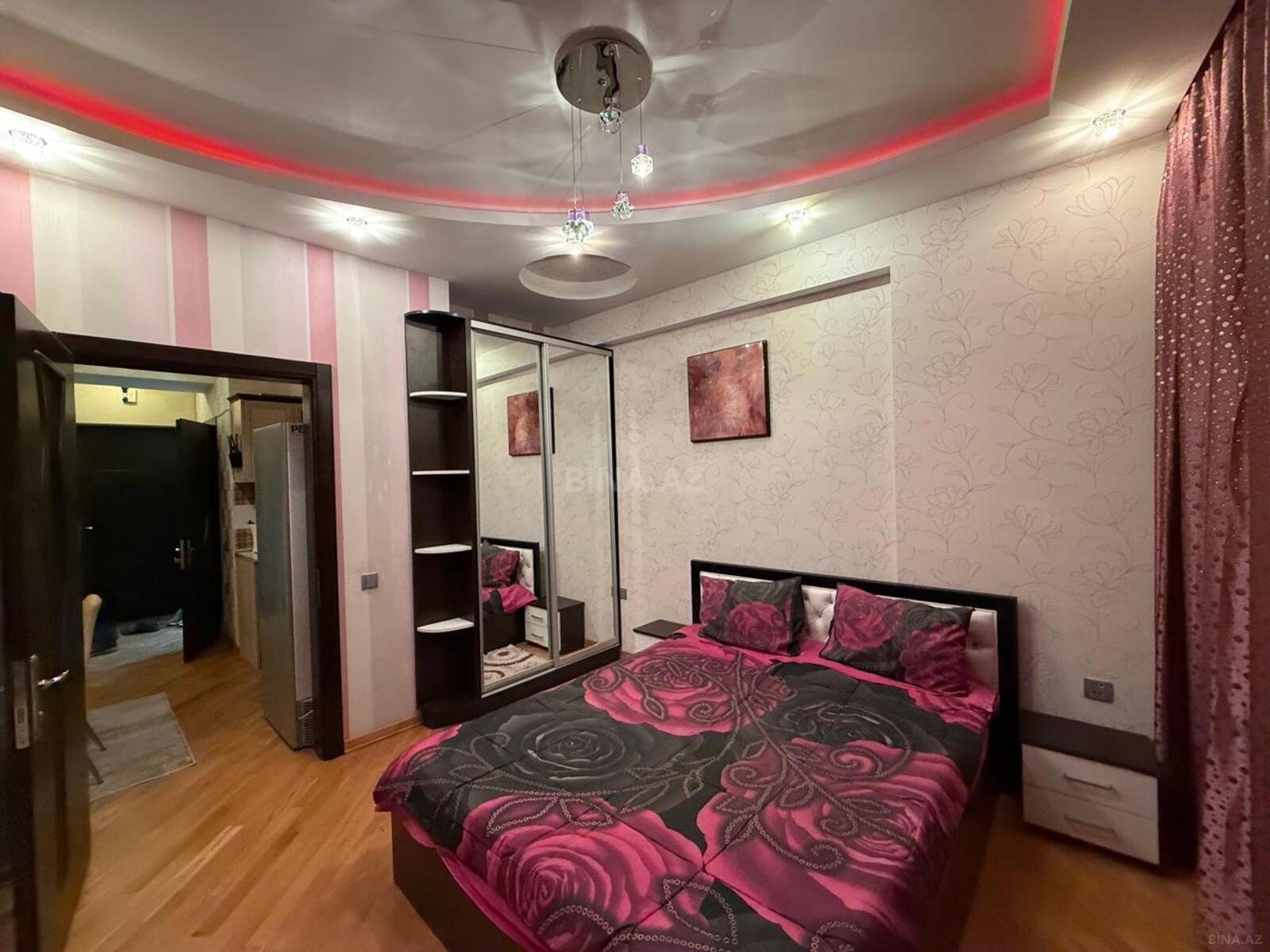 2 otaqlı Yeni tikili, Şah İsmayıl Xətai m., Bakı