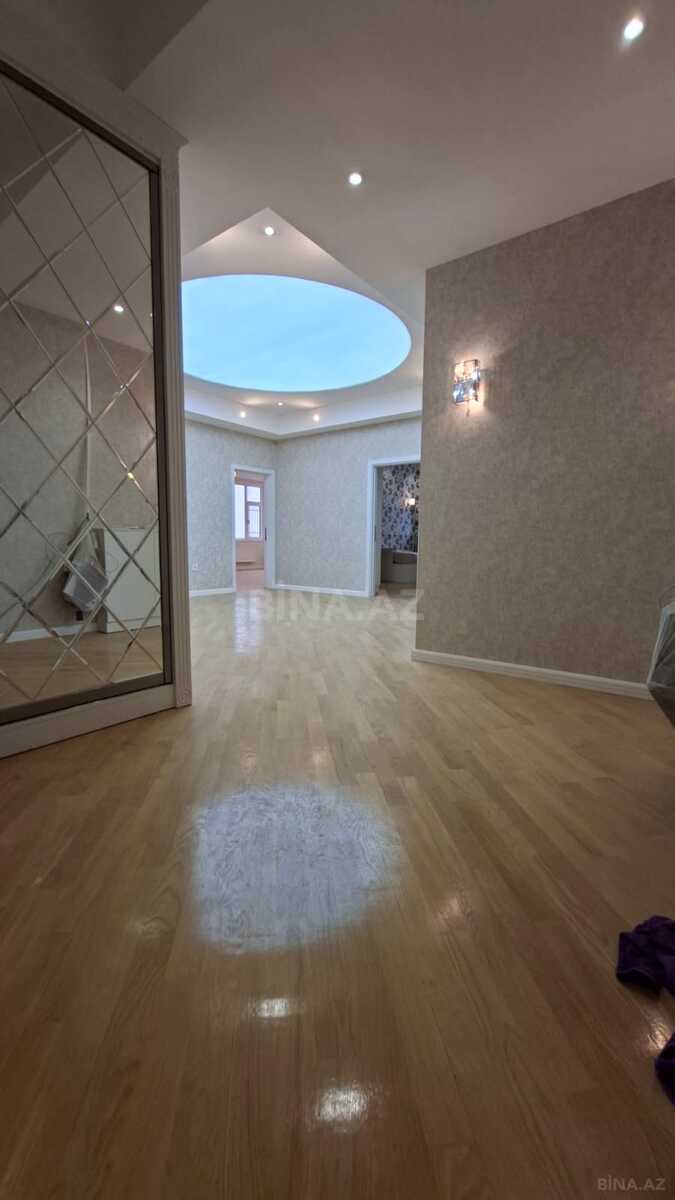 4 otaqlı Yeni tikili, Elmlər Akademiyası m., Bakı