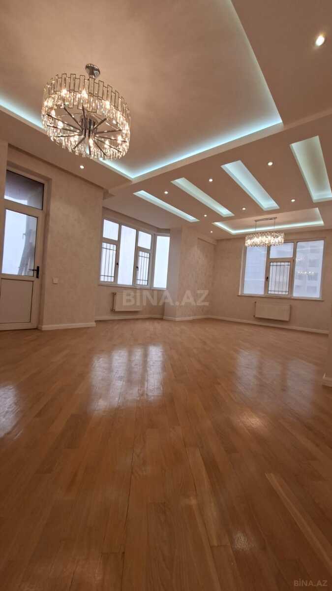 4 otaqlı Yeni tikili, Elmlər Akademiyası m., Bakı