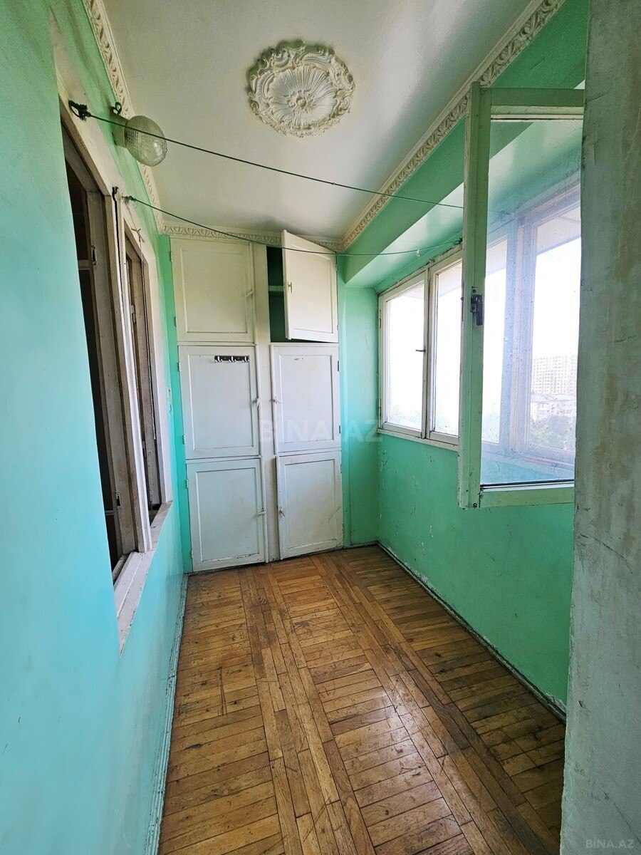 3 otaqlı Köhnə tikili, Neftçilər m., Bakı