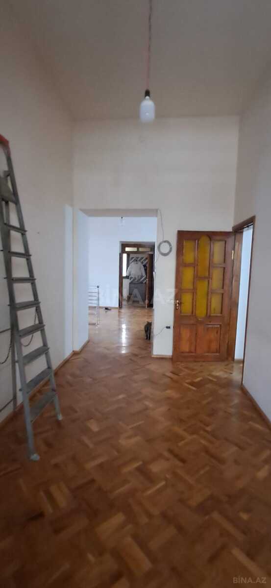 5 otaqlı Köhnə tikili, İçəri Şəhər m., Bakı