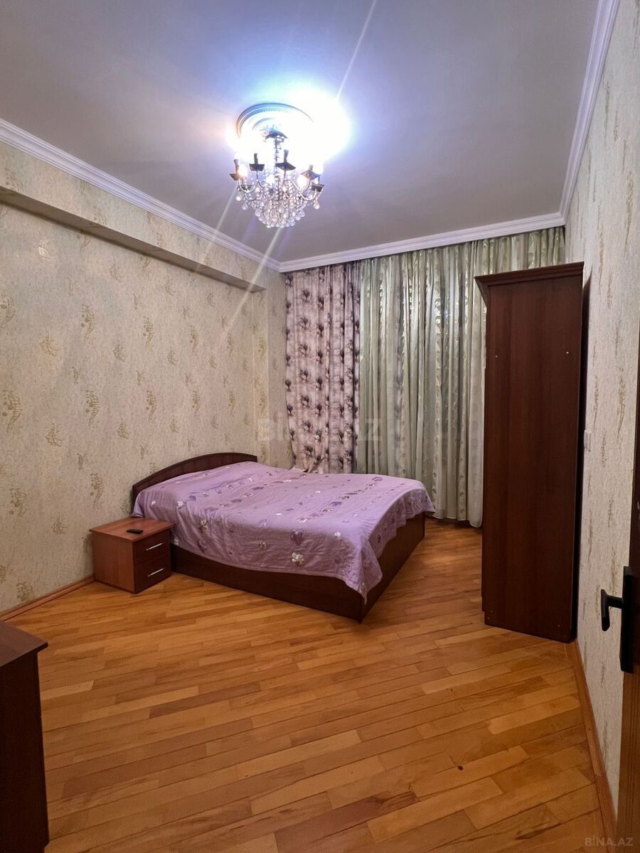 2 otaqlı Yeni tikili, 7-ci mikrorayon q., Bakı