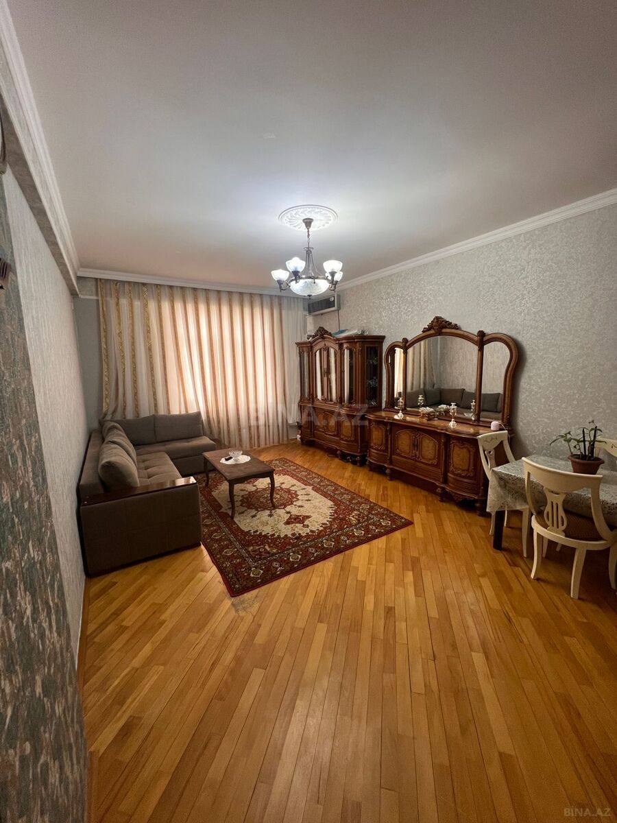 2 otaqlı Yeni tikili, 7-ci mikrorayon q., Bakı