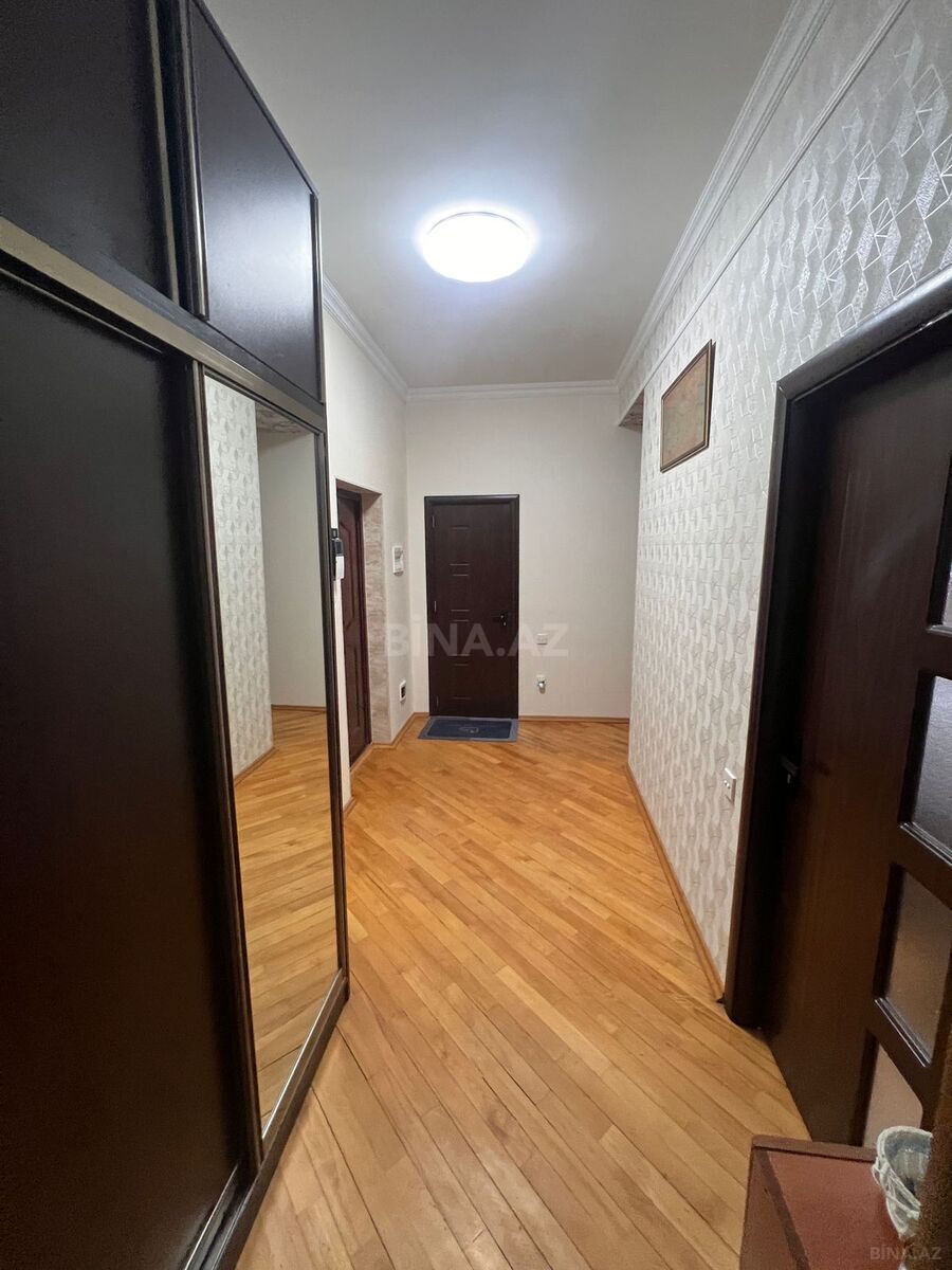 2 otaqlı Yeni tikili, 7-ci mikrorayon q., Bakı