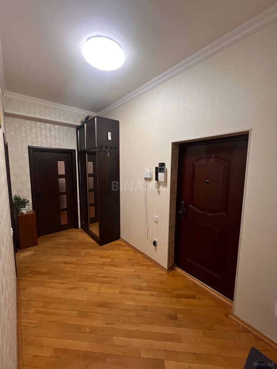 2 otaqlı Yeni tikili, 7-ci mikrorayon q., Bakı