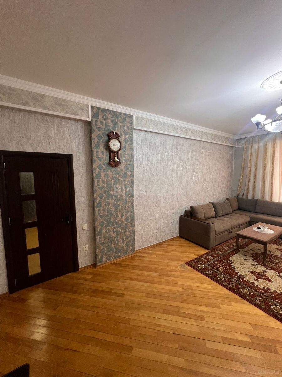 2 otaqlı Yeni tikili, 7-ci mikrorayon q., Bakı