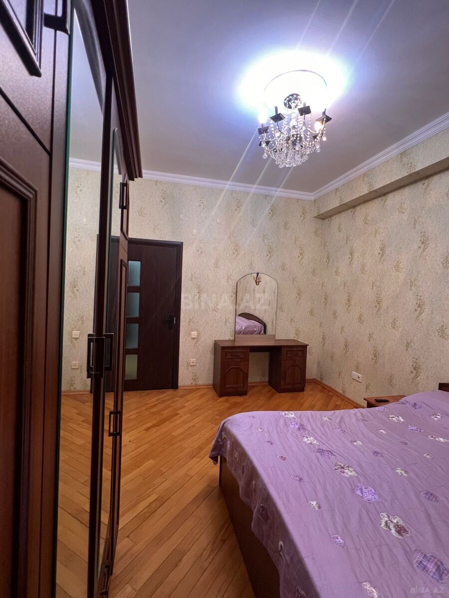 2 otaqlı Yeni tikili, 7-ci mikrorayon q., Bakı