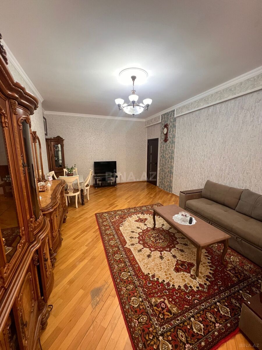 2 otaqlı Yeni tikili, 7-ci mikrorayon q., Bakı