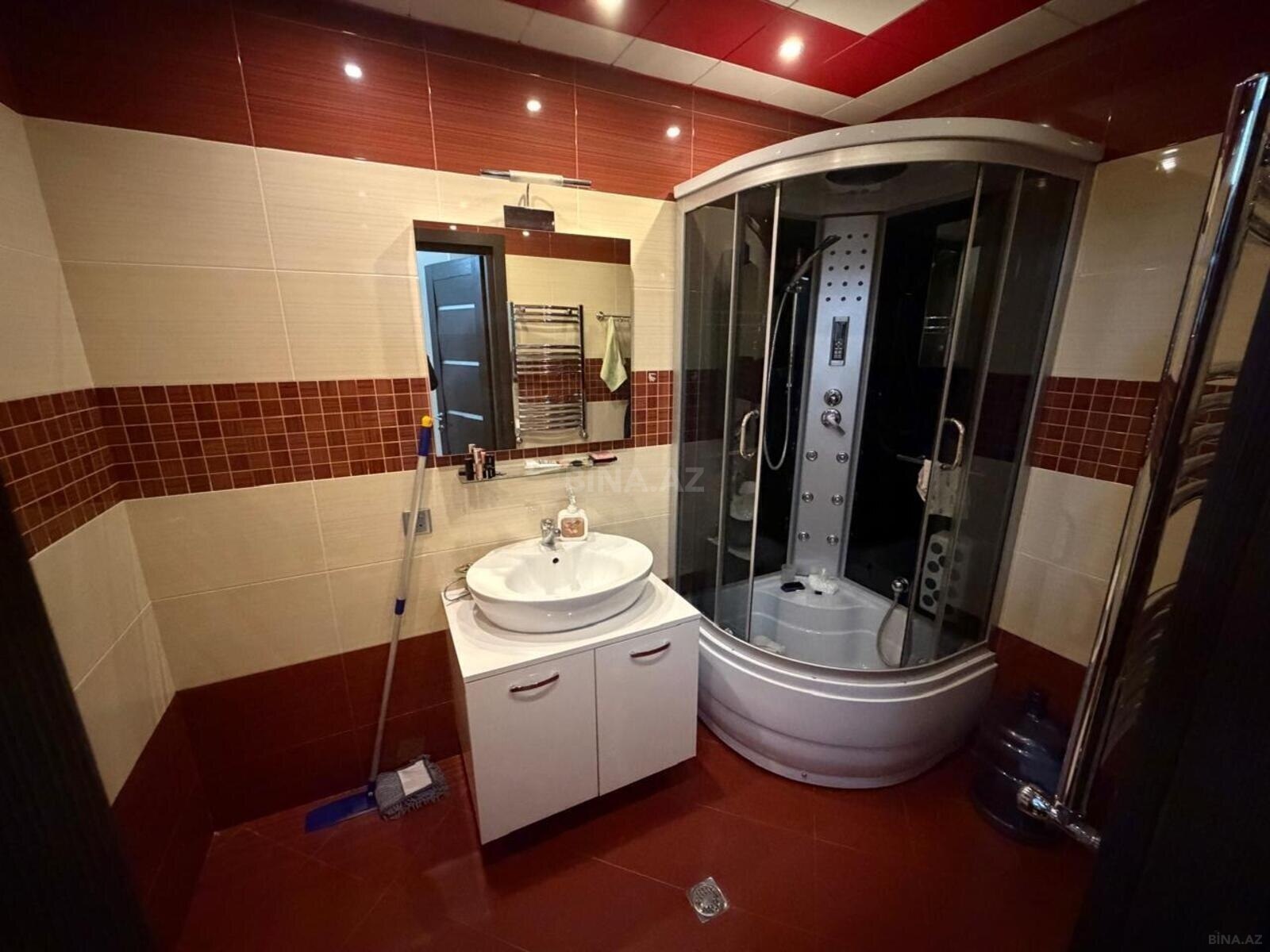 3 otaqlı Yeni tikili, Şah İsmayıl Xətai m., Bakı