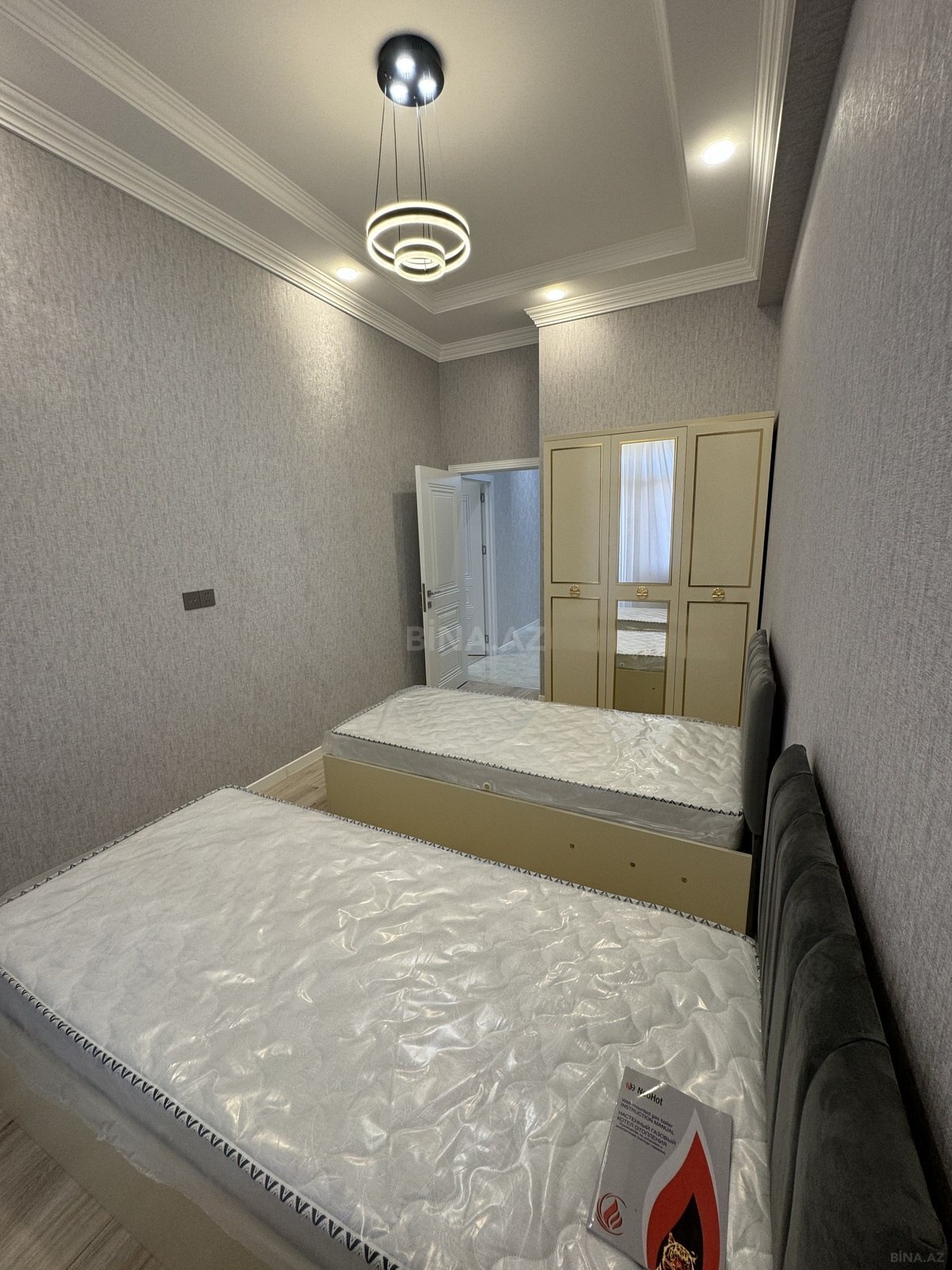 3 otaqlı Yeni tikili, 8 Noyabr m., Bakı