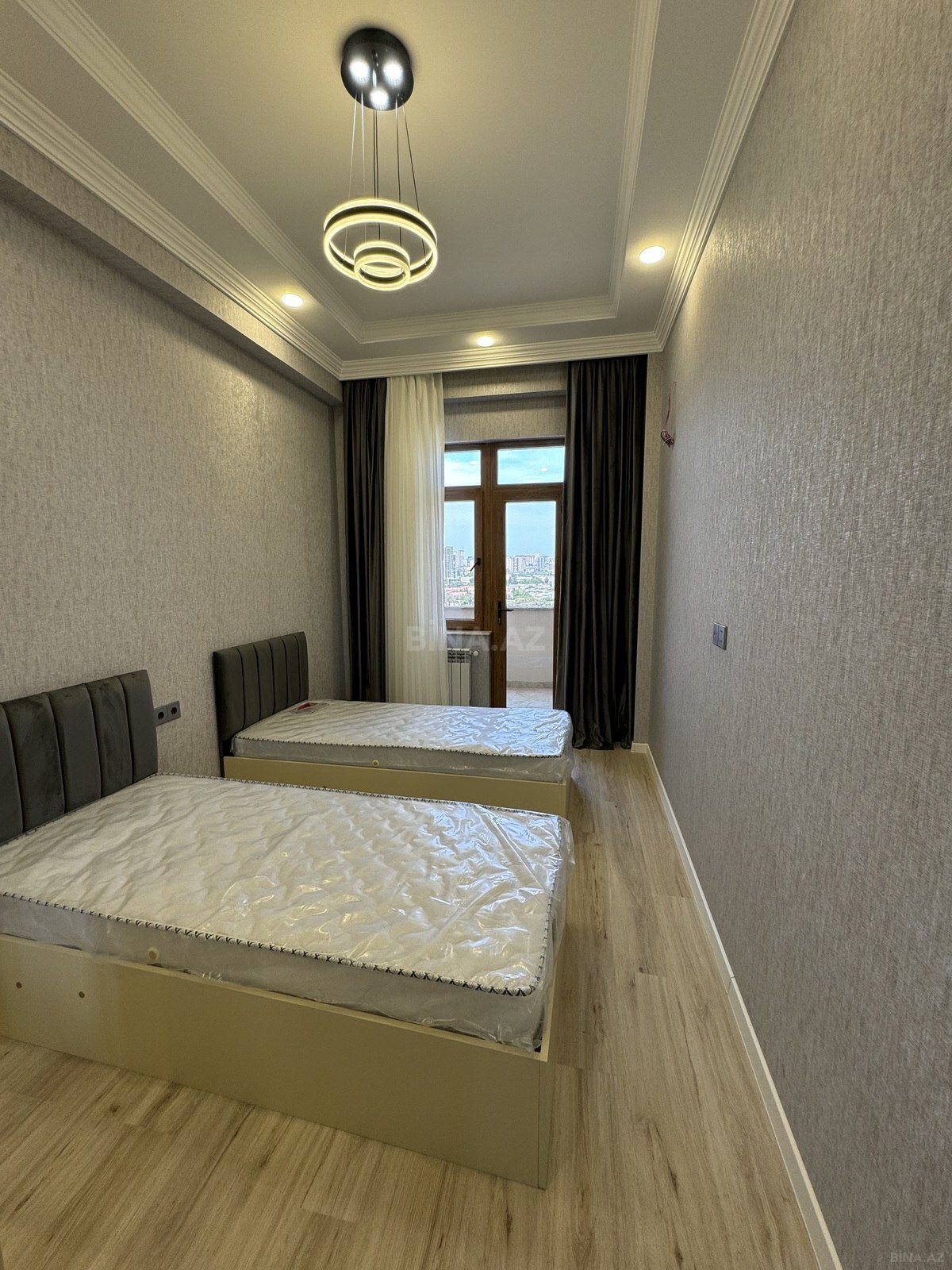 3 otaqlı Yeni tikili, 8 Noyabr m., Bakı