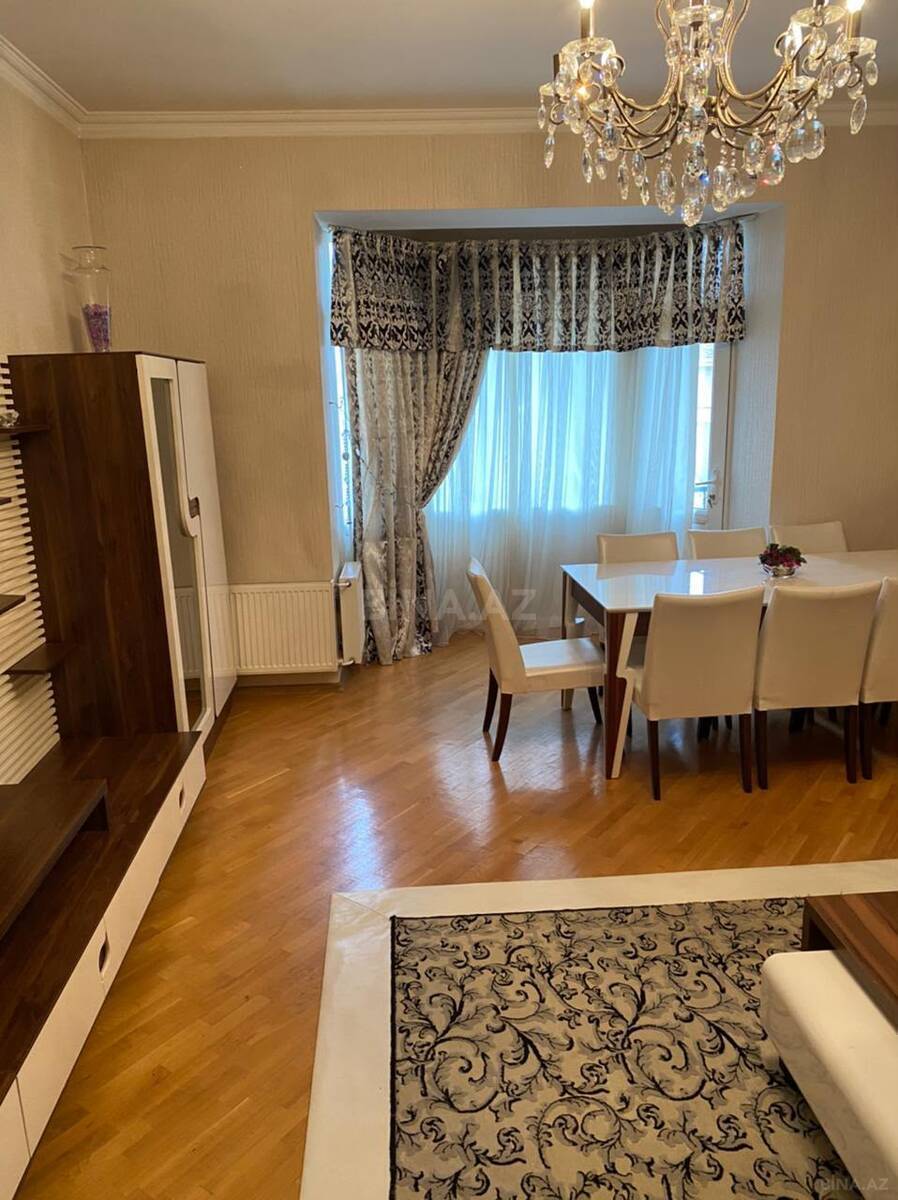4 otaqlı Köhnə tikili, İçəri Şəhər m., Bakı