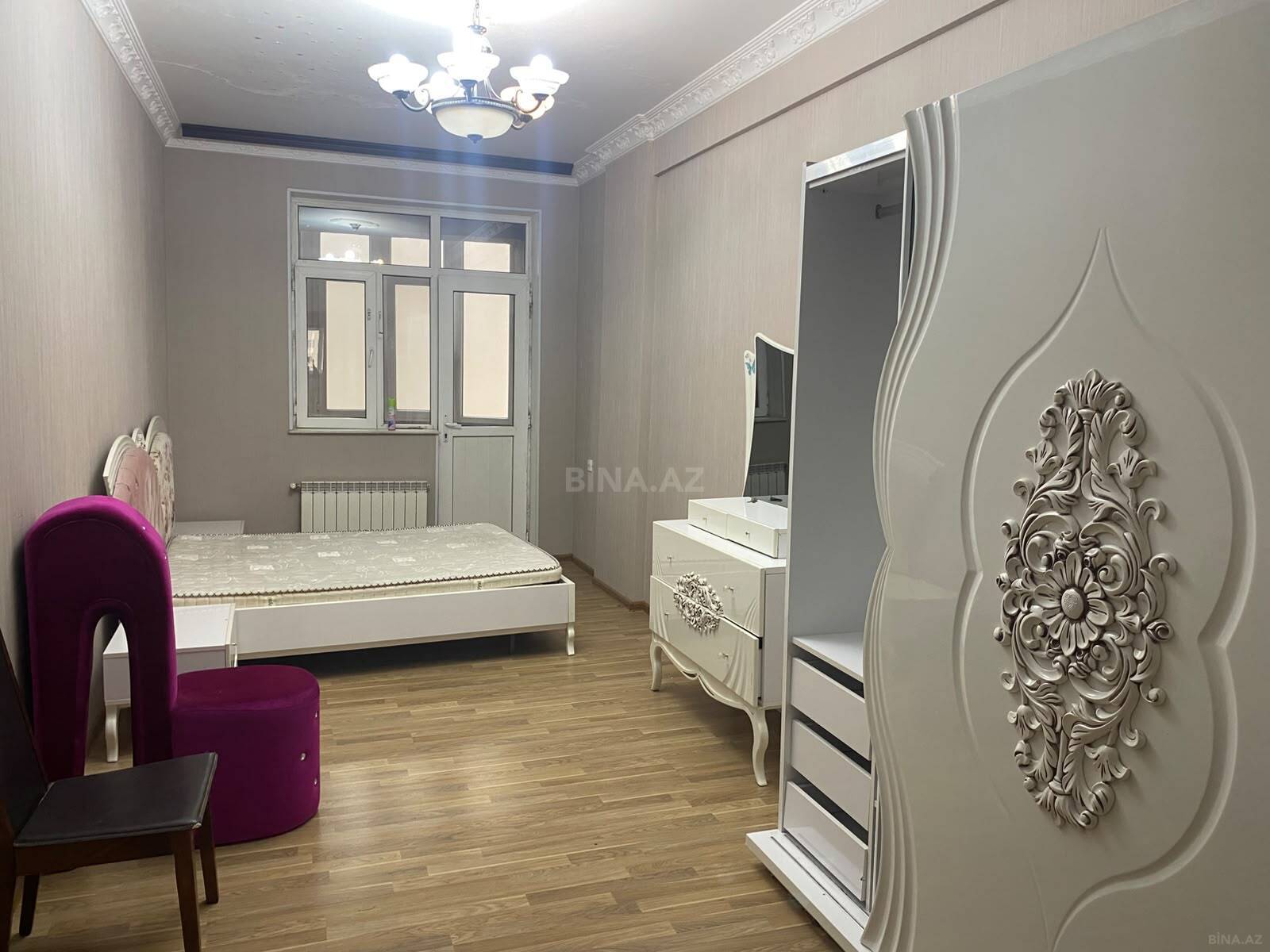 3 otaqlı Yeni tikili, Memar Əcəmi m., Bakı