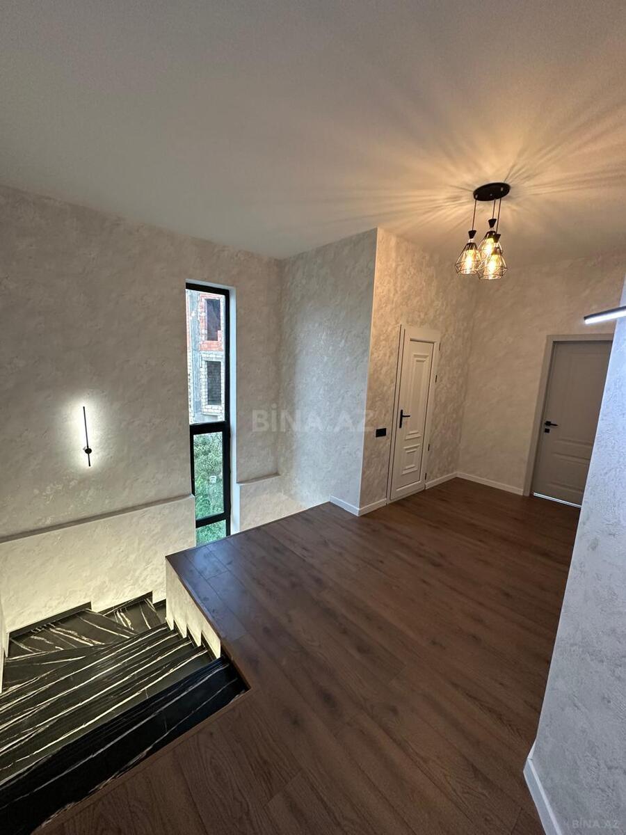 4 otaqlı Həyət evi/Bağ evi, Saray q., Bakı