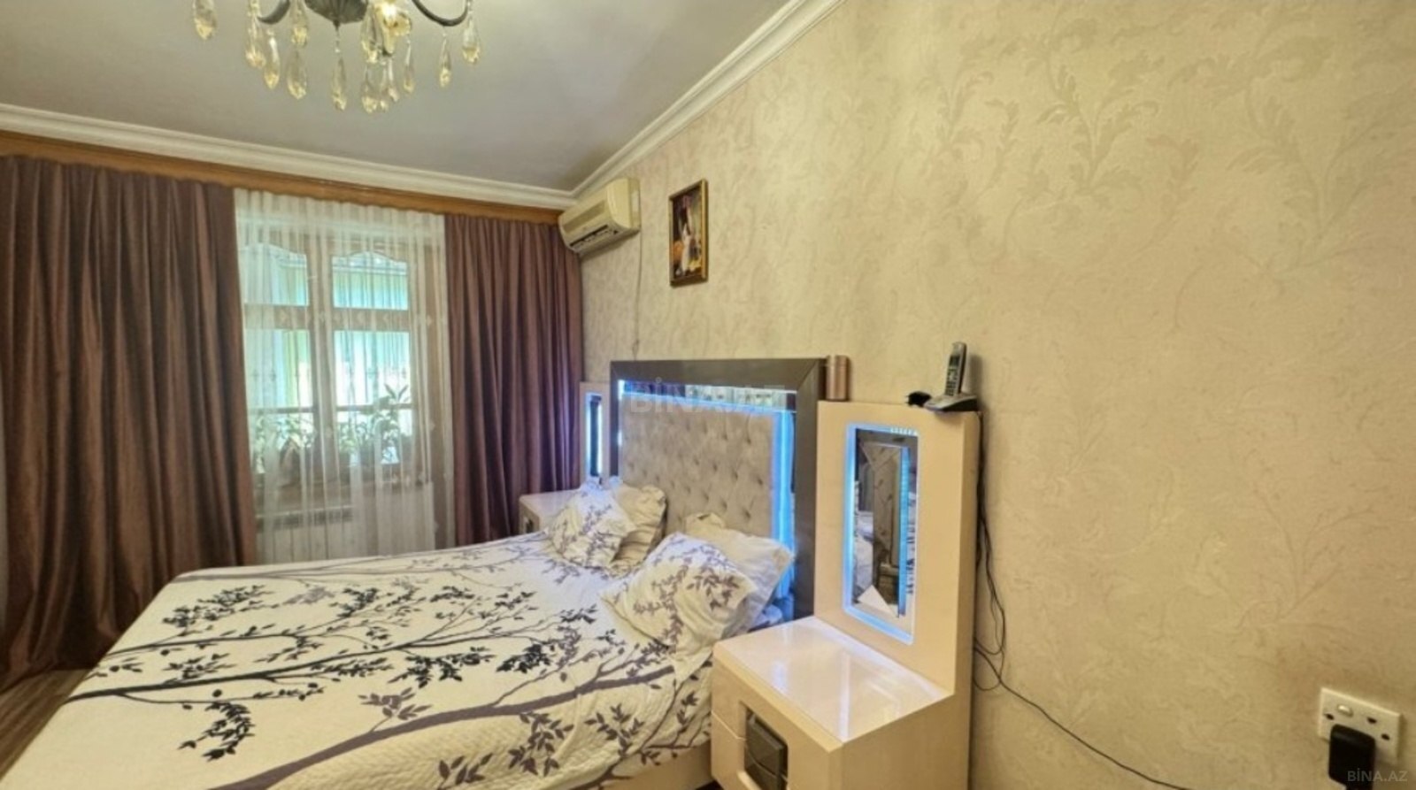 4 otaqlı Köhnə tikili, Həzi Aslanov m., Bakı