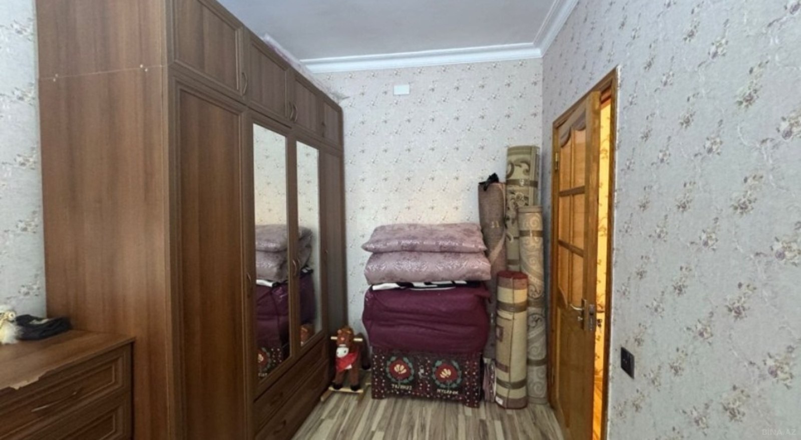 4 otaqlı Köhnə tikili, Həzi Aslanov m., Bakı