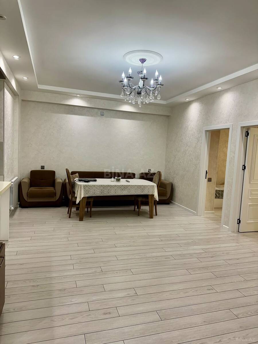 3 otaqlı Yeni tikili, Qara Qarayev m., Bakı