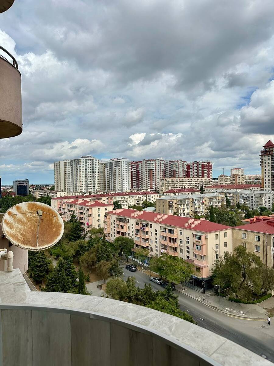 3 otaqlı Yeni tikili, Qara Qarayev m., Bakı