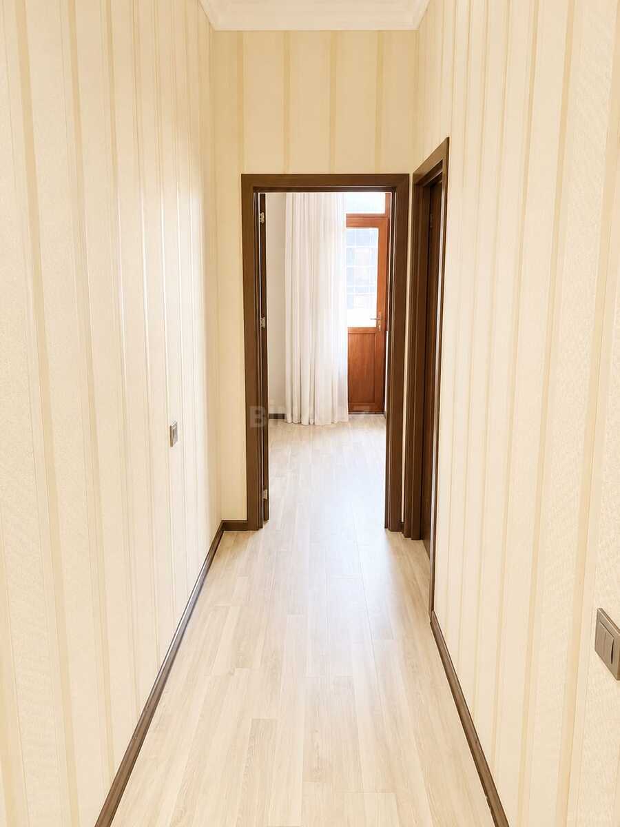 3 otaqlı Yeni tikili, Bakıxanov q., Bakı