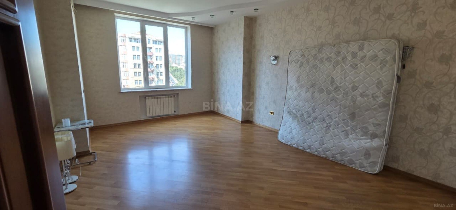 4 otaqlı Yeni tikili, 28 May m., Bakı