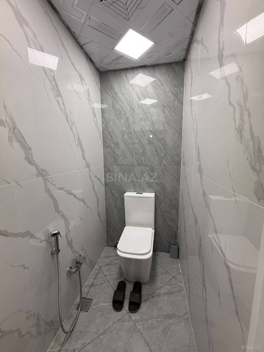 3 otaqlı Köhnə tikili, Xalqlar Dostluğu m., Bakı