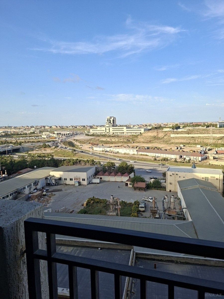 3 otaqlı Yeni tikili, Xırdalan