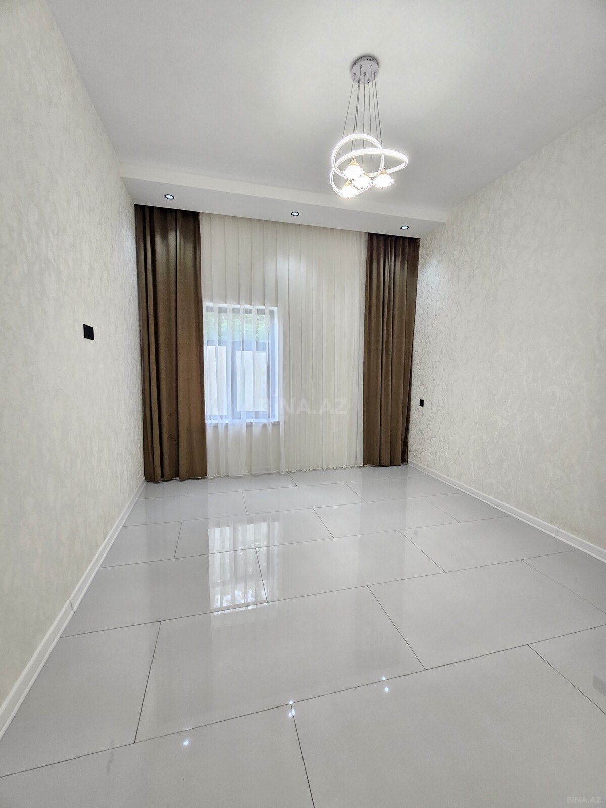 4 otaqlı Həyət evi/Bağ evi, Şüvəlan q., Bakı