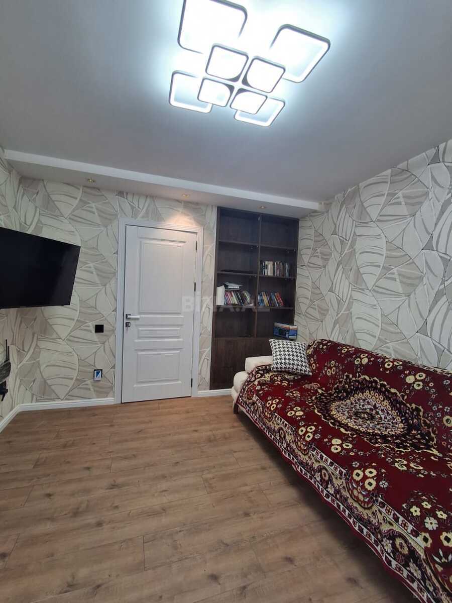 2 otaqlı Köhnə tikili, Elmlər Akademiyası m., Bakı