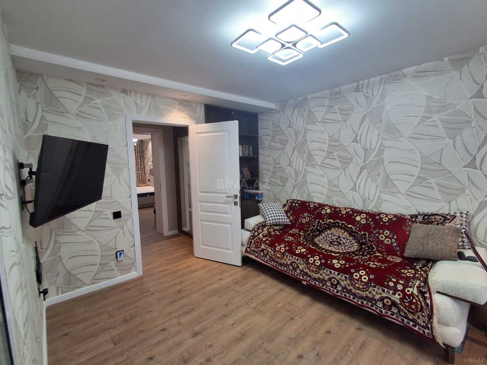 2 otaqlı Köhnə tikili, Elmlər Akademiyası m., Bakı