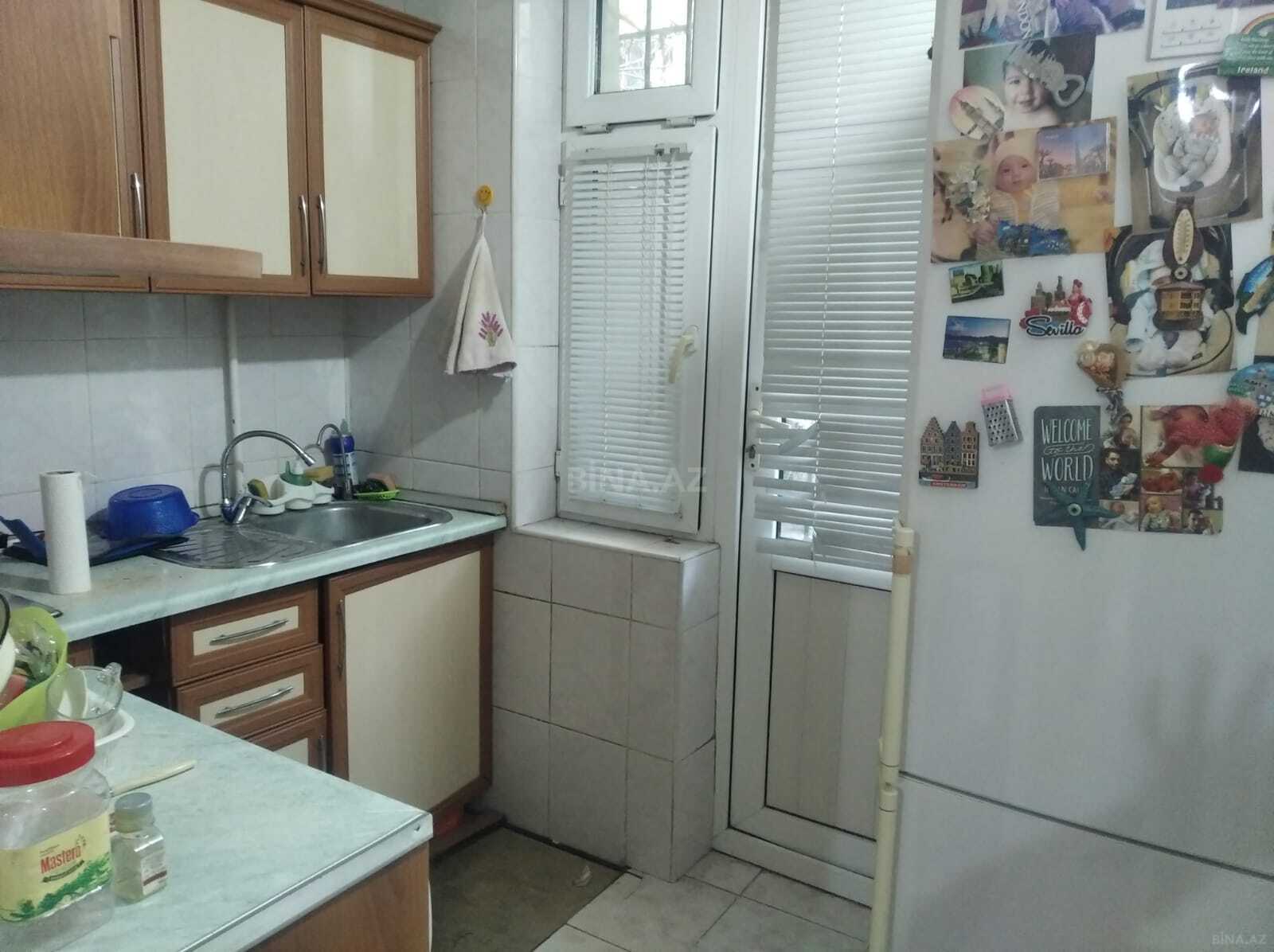 3 otaqlı Köhnə tikili, İnşaatçılar m., Bakı