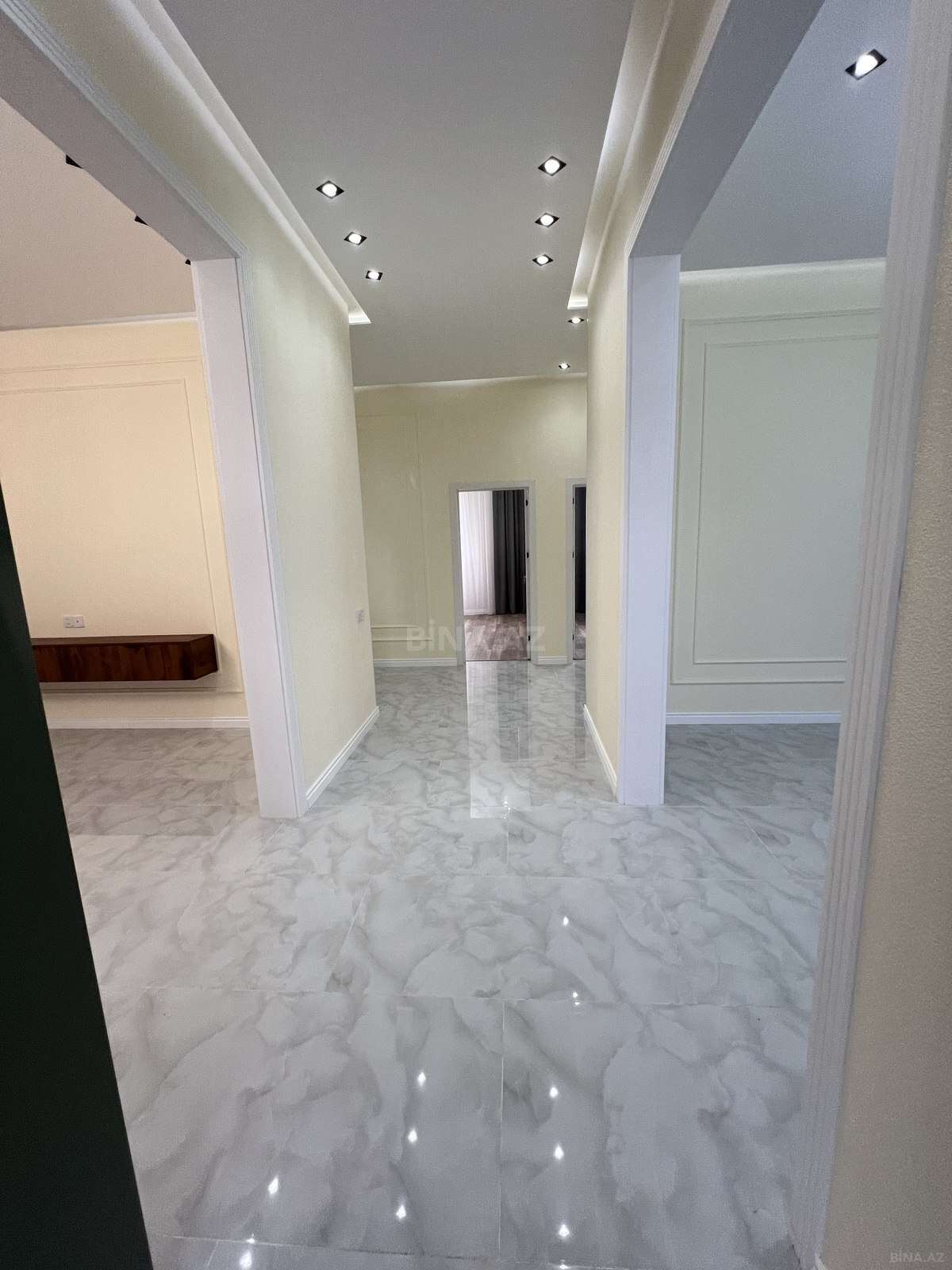 4 otaqlı Həyət evi/Bağ evi, Şüvəlan q., Bakı