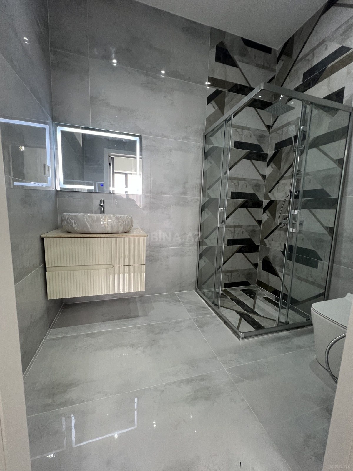 4 otaqlı Həyət evi/Bağ evi, Şüvəlan q., Bakı