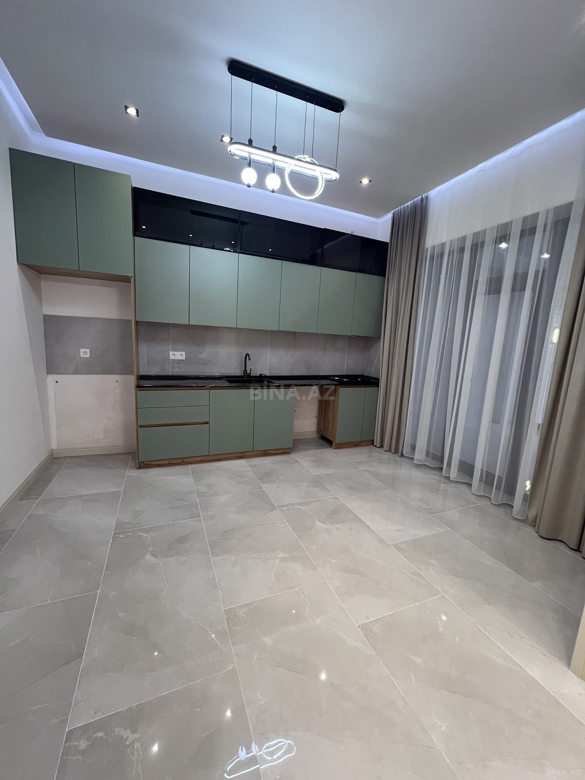 4 otaqlı Həyət evi/Bağ evi, Şüvəlan q., Bakı