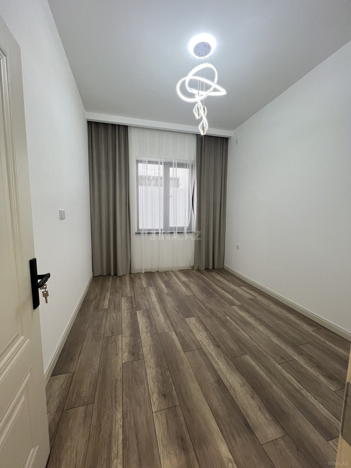 4 otaqlı Həyət evi/Bağ evi, Şüvəlan q., Bakı