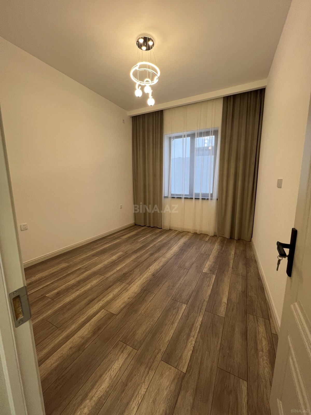 4 otaqlı Həyət evi/Bağ evi, Şüvəlan q., Bakı
