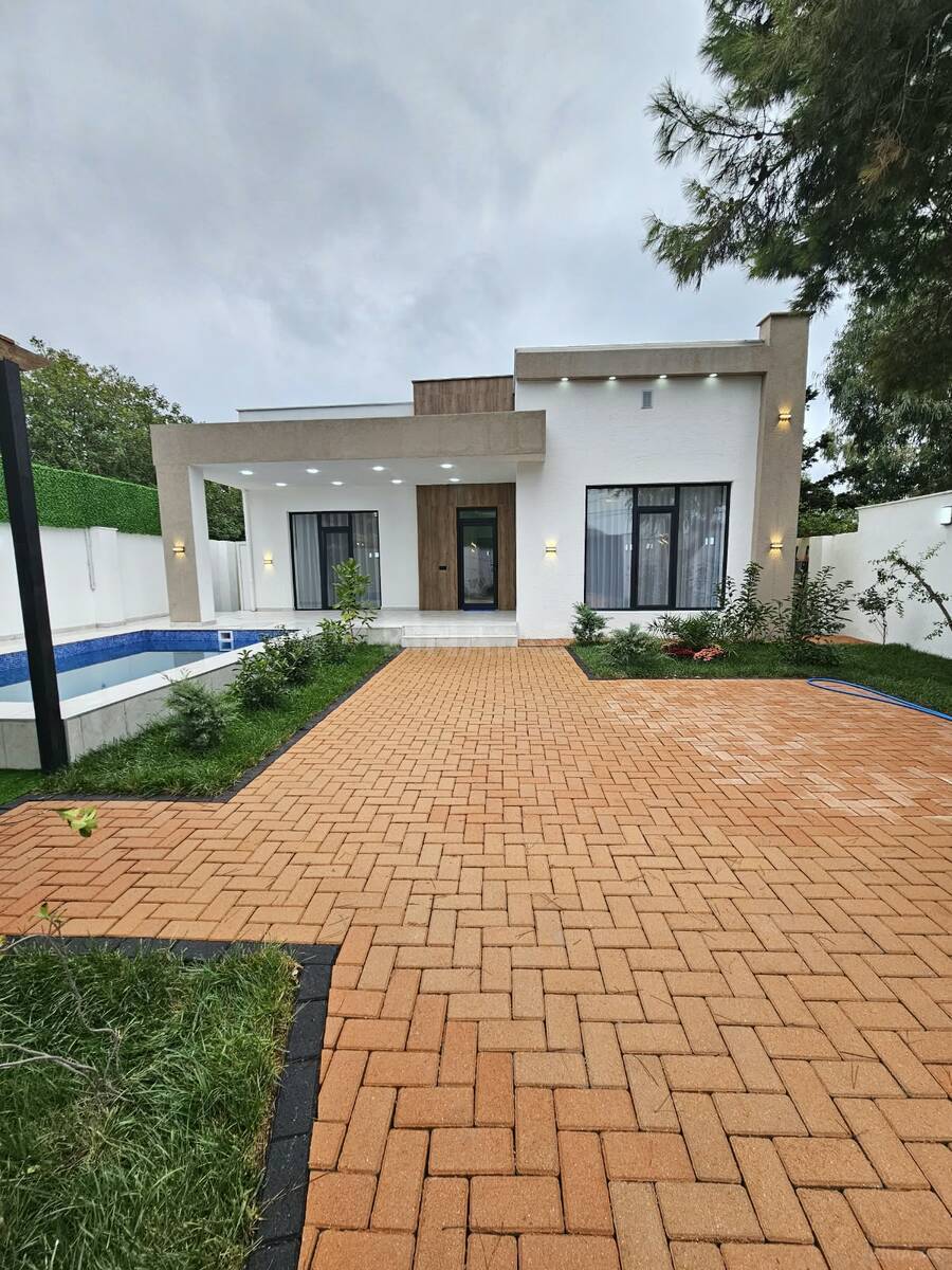 4 otaqlı Həyət evi/Bağ evi, Şüvəlan q., Bakı