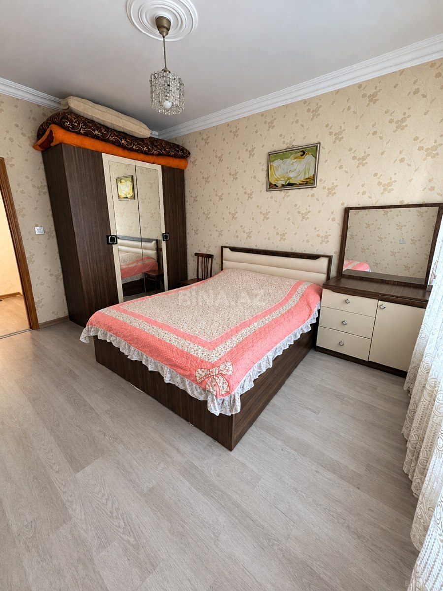 3 otaqlı Köhnə tikili, Xətai r., Bakı