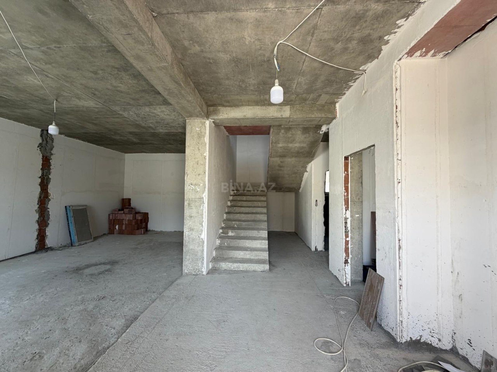 5 otaqlı Həyət evi/Bağ evi, Badamdar q., Bakı