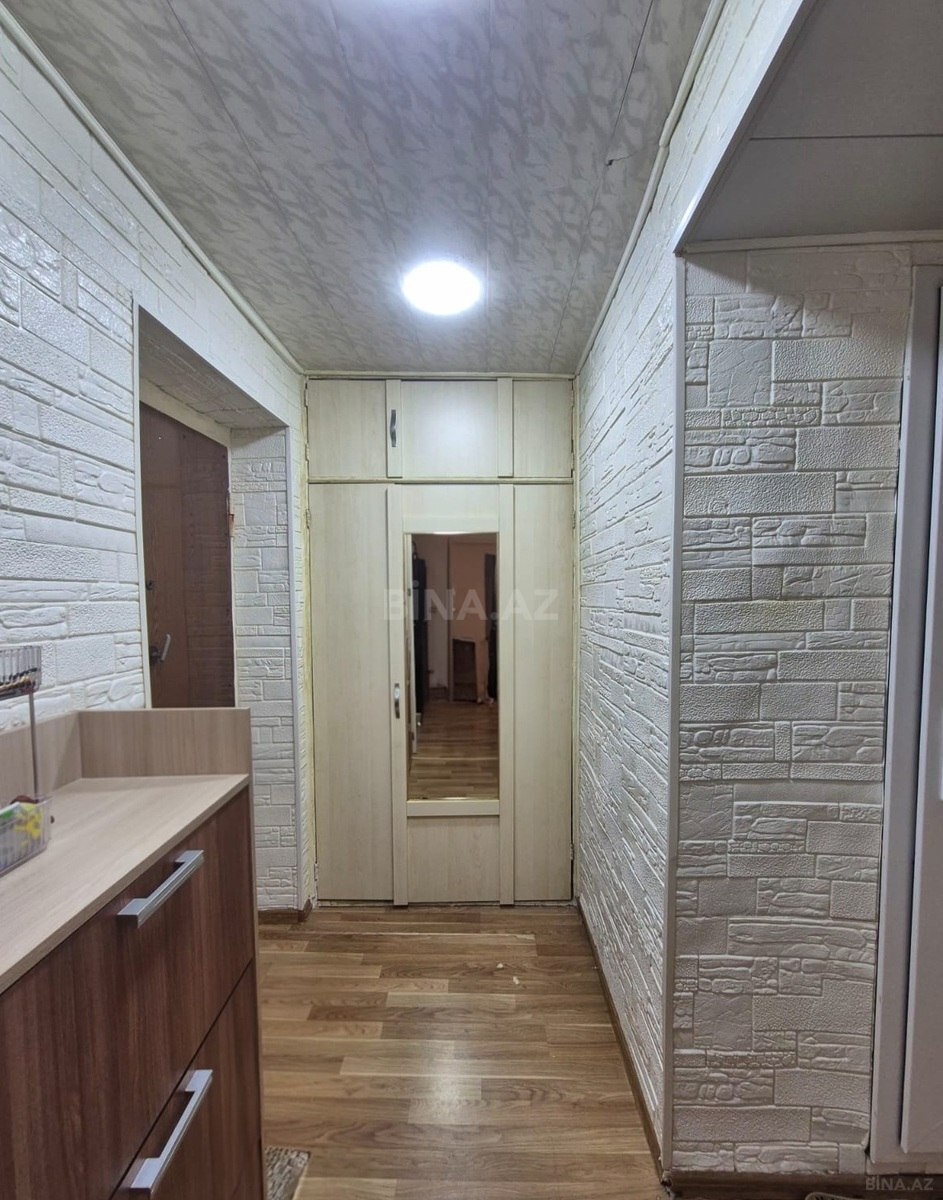 2 otaqlı Köhnə tikili, Elmlər Akademiyası m., Bakı