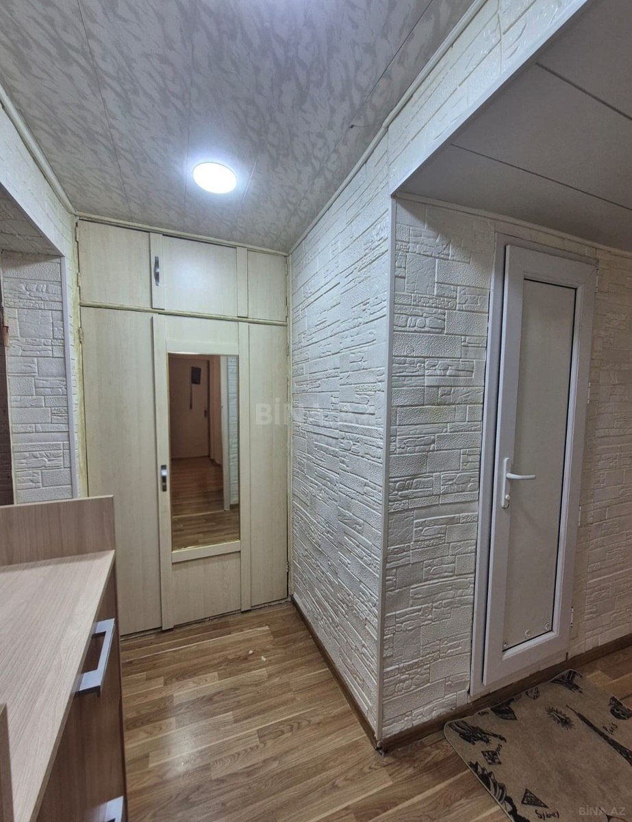 2 otaqlı Köhnə tikili, Elmlər Akademiyası m., Bakı