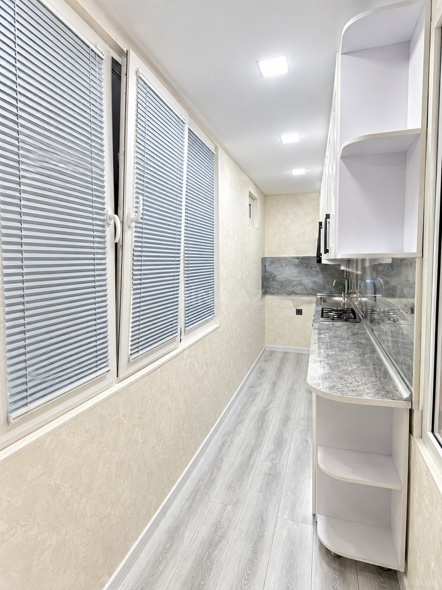 3 otaqlı Köhnə tikili, Həzi Aslanov m., Bakı