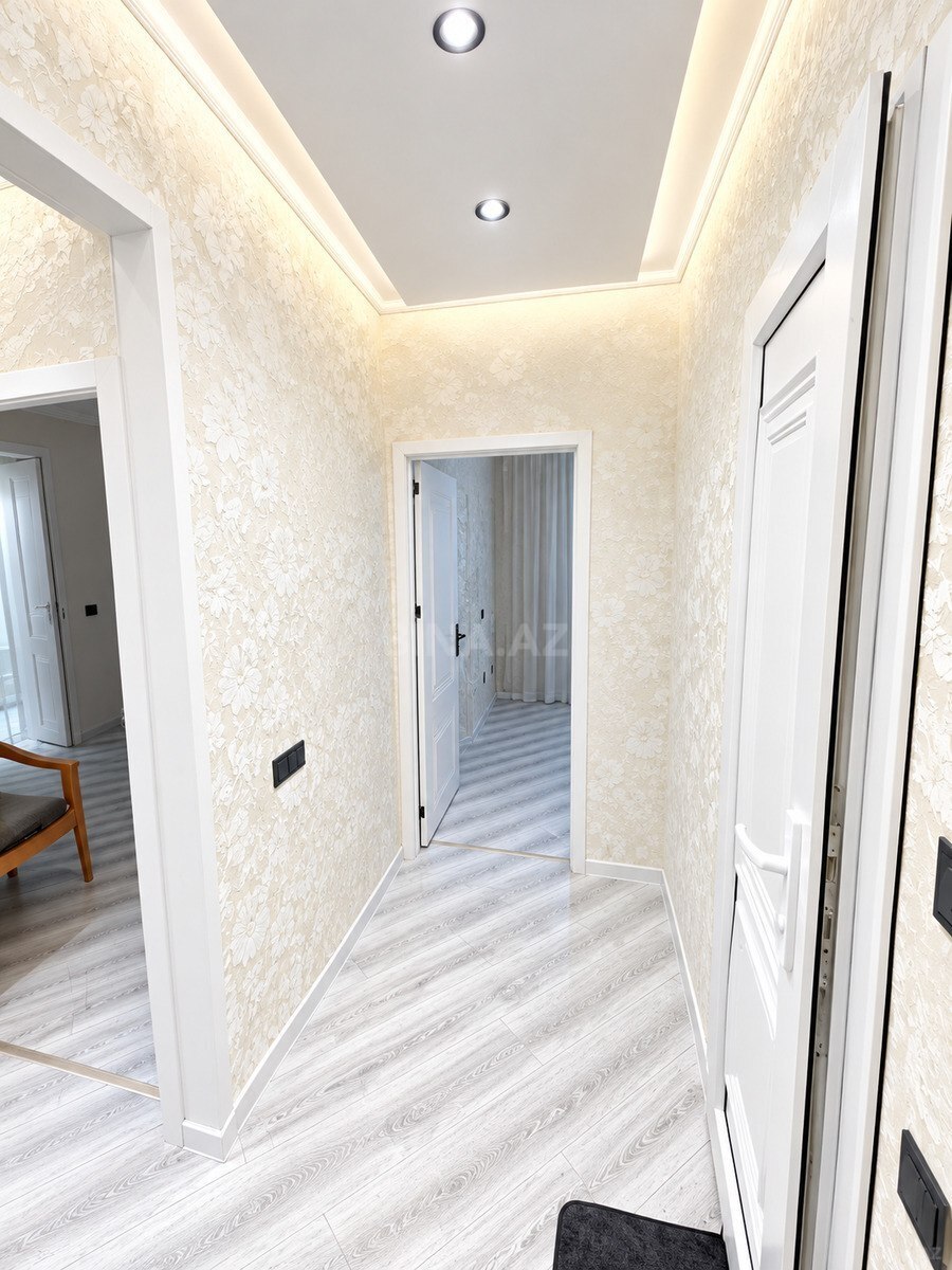 3 otaqlı Köhnə tikili, Həzi Aslanov m., Bakı